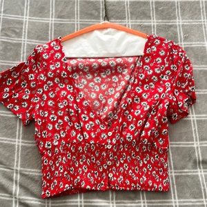 Deep V Crop Flower Top